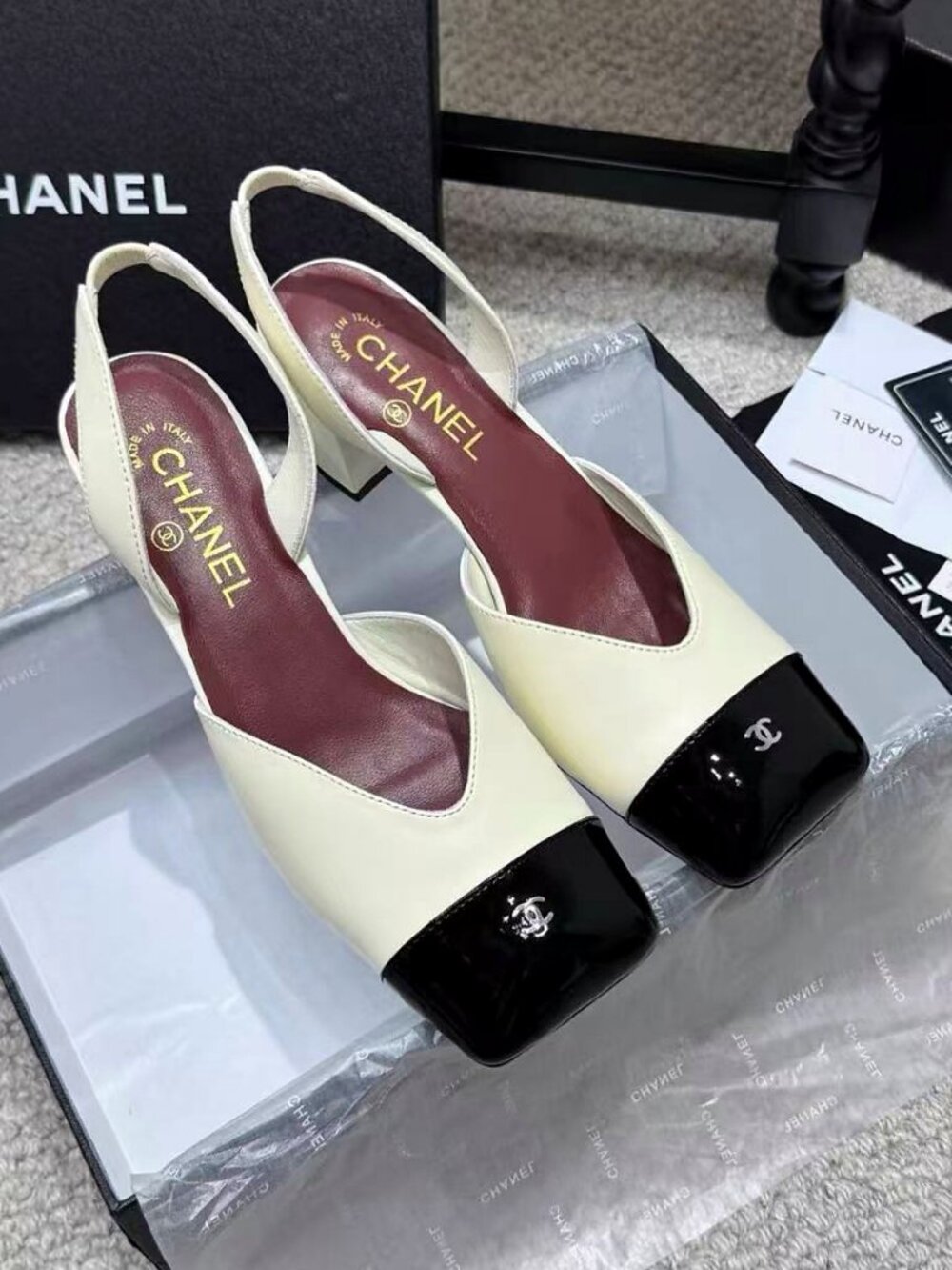 CHANEL Classic CC Logo Two-Tone Pumps